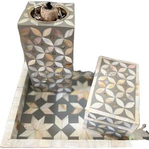 Diffuseur élégant à usage religieux pour la décoration du Ramadan et de l'Aïd, brûleur à bakhoor en bois fait à la main avec un plateau en nacre - Product Image 3