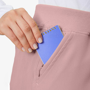 ชุดสครับสำหรับสุภาพบุรุษและสตรีมีครรภ์ ดีไซน์ทันสมัย เหมาะสำหรับบุคลากรทางการแพทย์ ผลิตจากผ้าฝ้าย 100% ระบายอากาศได้ดี สวมใส่สบาย - Product Image 4