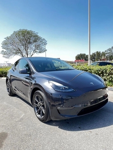 Tesla Model Y Long Range (AWD) 2025, crossover eléctrico de doble motor - Product Image 3