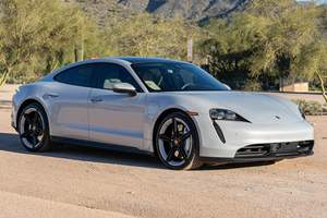 Porsche Taycan 2022 SUPER LIMPIO, LISTO PARA ENVIAR - Product Image 2