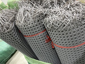 Bandes artificielles en osier de rotin en plastique imperméable tissage PE pour la fabrication de meubles - Product Image 4