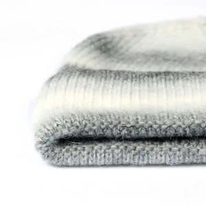 Gorro de Invierno de Alta Calidad, Estilo Urbano, 100% Acrílico, Hecho en Pakistán, Venta al Por Mayor, Precio Económico, Diseño Liso - Product Image 6