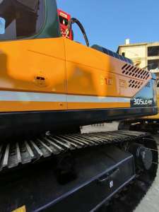 حفارة زاحفة هيونداي 305LC-9 بمحرك هيونداي وسعة دلو 1.3 متر مكعب، حفارة من فئة 30 طن - Product Image 5