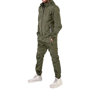 ชุดวอร์มกันลมผู้ชายไซส์ใหญ่ ดีไซน์ล่าสุด ขายดีที่สุด สวมใส่สบาย เหมาะสำหรับกิจกรรมกลางแจ้ง รุ่นปี 2026 - Product Image 4