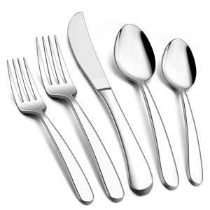 Juego de Cubiertos de Diseño Premium con Mangos Grabados en Color Dorado Personalizado que Realzan tus Accesorios de Cocina - Product Image 2