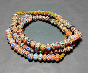 ลูกปัดแก้วคริสตัลหลากสีสไตล์เวนิสทรงกลมสไตล์วินเทจ8มม. และ4มม. สำหรับการออกแบบเครื่องประดับลายเชฟรอน - Product Image 4