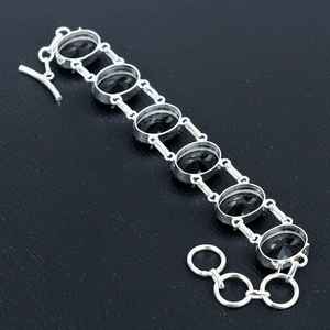 กำไลเทนนิสเพทายสีดำ เงินแท้ 925 งานแฮนด์เมด เครื่องประดับอัญมณี หรูหรา สง่างาม ของขวัญสำหรับผู้หญิง - Product Image 3