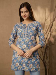 Vêtements réguliers et de bureau imprimés numériques à manches 3/4 Patter pur coton tissu court longueur haut fantaisie pour femmes et filles porter Kurti - Product Image 4