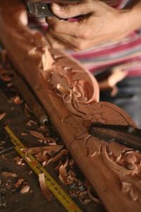 Meubles de chambre à coucher classiques européens sculptés à la main, lit pour enfants, berceau pour bébé, lit bébé en bois massif acajou - Couleur blanche - Product Image 5