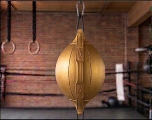 KLTW INT'L Ballon de vitesse de boxe à double extrémité, sac de frappe lourd en cuir PU, avec attache élastique, pour entraînement de réflexes à domicile, en salle de sport et MMA - Product Image 4