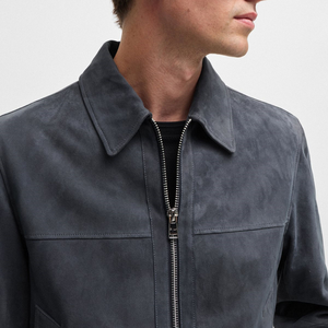 Nouvelles vestes en cuir en gros 2025, logo personnalisé, veste en cuir PU pour homme, rembourrage moto, col montant, logo frontal pour homme - Product Image 3