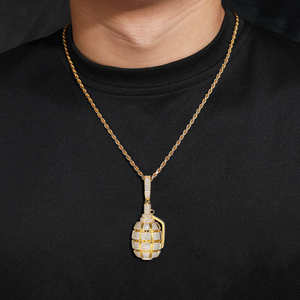 Pendentif en diamant de Moissanite de luxe entièrement glacé VVS clarté testeur de diamant de passe clouté élégant pendentif plaqué or hip-hop - Product Image 1