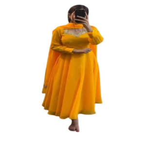 Conjunto Kurti de mujer más vendido, ropa India bordada moderna para la temporada festiva, decoración de encaje informal y Formal para el verano - Product Image 1