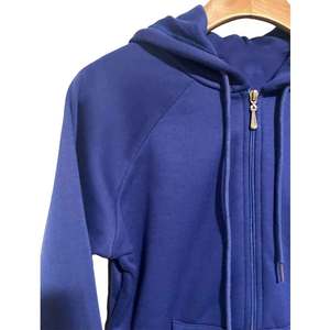 Survêtement en coton violet OEM fabriqué en usine tissu tricoté prix de gros capuche kangroo poche sweat à capuche poche zippée pyjama - Product Image 2