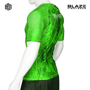 Hombres BJJ rash guard para gimnasio fitness camisa de compresión diseño de sublimación de media manga en moq bajo - Product Image 4