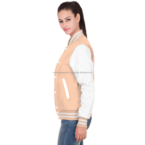 Chaqueta universitaria acolchada de algodón transpirable para mujer con bordado personalizado y acabado teñido al por mayor - Product Image 2