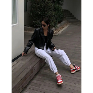 แจ็คเก็ตหนังแท้สีดำสำหรับผู้หญิง สไตล์สตรีทแฟชั่นลำลองแบบสั้น รุ่นใหม่ล่าสุดสำหรับฤดูใบไม้ร่วง  แบบเรียบง่าย  ทรงมอเตอร์ไซค์ - Product Image 3