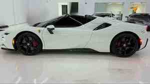 รถมือสองปี 2024 SF90 Spider Convertible พวงมาลัยซ้าย เบาะหนัง กล้องมองหลัง สภาพดีเยี่ยม - Product Image 6