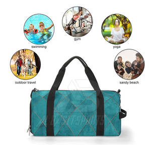 Bolsas de lona plegables hechas de poliéster impermeables ligeras portátiles para gimnasio Bolsas de gimnasio cómodas MOQ bajas - Product Image 5