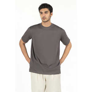 เสื้อยืด Relax Fit ผ้าฝ้าย 100% ระบายอากาศได้ดี ไม่ยับ ลายโลโก้เรียบๆ ทรงหลวม ความยาวสั้น ไซส์ MN-TS-SS25-319 - Product Image 4