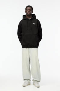 Sudaderas negras de gran tamaño Heavyweight 480GSM Fleece Pullover Streetwear con logotipo personalizado bordado Kangaroo Pocket Unisex - Product Image 2