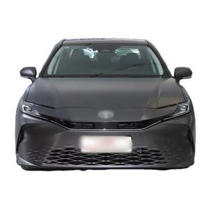 AUTÉNTICO 2025 Sedán Usado a Gasolina, Automático, Volante a la Izquierda, en Excelente Estado, Asientos de Cuero, Neumáticos R18, Color Oscuro, LHD - Product Image 1