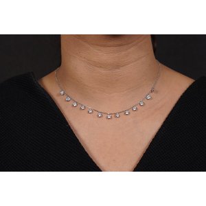 Collar Solitario de Plata de Ley 925 con Diamante y Perla, Oro Blanco de 18K, Estilo Religioso, Corte Princesa - Product Image 2