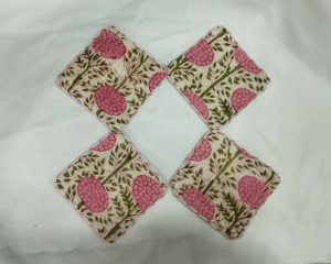 Dessous de verre à thé matelassé en coton en tissu imprimé bloc durable et durable avec bord passepoil, marmites à boissons chaudes, tapis, accessoires de table - Product Image 1