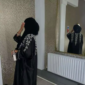 ชุดอาบายะห์แบบเปิดด้านหน้า แขนยาว ผ้าไหมหรูหรา ป้องกันริ้วรอย งานแฮนด์เมด คุณภาพสูง สำหรับผู้หญิง สไตล์อิสลาม ประดับลูกปัด ดีไซน์หรูหรา แบบดูไบ - Product Image 3