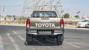 Nuevo/USADO TOYOTA HILUX SC 2023 BLANCO 2.5L con Cámara Trasera 360, Capacidad de Carga 31-40T, Emisión Diésel/GAS, Automático - Product Image 6