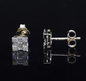 ต่างหูสตั๊ดสี่เหลี่ยมสีทอง14K ประดับเพชรบาแกตต์0.39CTW สง่างามรูปทรงเรขาคณิตคลัสเตอร์ชุดเครื่องประดับเพชร - Product Image 3