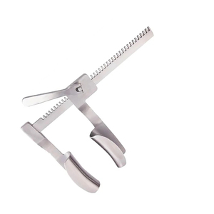 Écarteur de sternotomie Cooley Écarteur chirurgical pédiatrique avec bras en aluminium Écarteur de sternotomie Cooley en acier inoxydable - Product Image 4