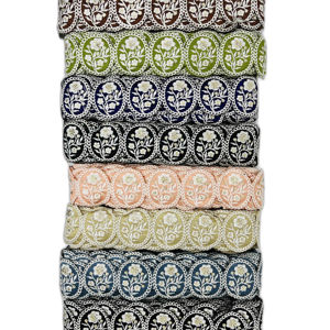 Style traditionnel Floral brodé dentelle garniture Saree Lehenga Blouse Dupatta-ethnique mariage décor velours Base couture artisanat - Product Image 1