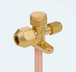 Vanne de service à 3 voies BrassBlizz 3/8\" pour climatiseur split, 7/16\"-20 à 5/8\"-18 UNF 45 °   Tuyau en cuivre SAE 800 PSI BB38SV-S Inde - Product Image 5