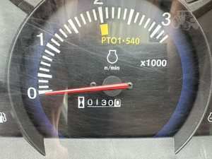ซัพพลายเออร์ที่ดีที่สุด รถแทรกเตอร์ Kubota L2501 25 แรงม้า ขับเคลื่อน 4 ล้อ รถแทรกเตอร์ขนาดเล็ก เครื่องยนต์ดีเซล ระบบไฮโดรสแตติก พร้อมที่ตักด้านหน้าสำหรับขาย - Product Image 3