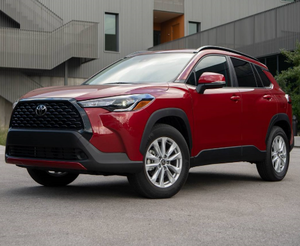 Toyota Corolla Cross LE AWD 2022, SUV Crossover Usado en Excelentes Condiciones - Product Image 2
