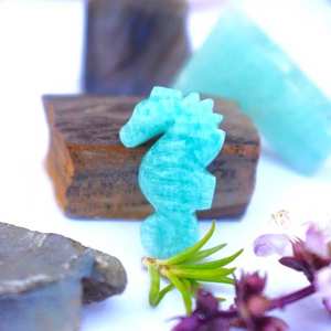 หินอเมซอนไนต์ธรรมชาติอัญมณีแกะสลักรูปทรงม้าน้ำสำหรับทำเครื่องประดับจี้อัญมณีแกะสลักแฟนซีแบบหลวมขนาด25มม. - Product Image 3