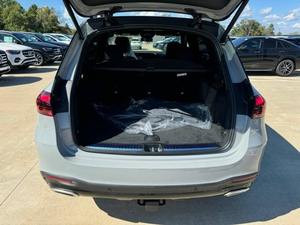 Usado cuidadosamente 2025 M-ercedes-B-enz GLE-Class GLE 580 4MATIC 4dr SUV AWD - Product Image 4