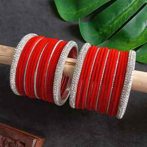 ชุดเครื่องประดับอินเดียกำไลข้อมือกำมะหยี่คลาสสิกชุดเครื่องประดับอินเดียสำหรับเจ้าสาวคริสตัลพลอยเทียมชุดเครื่องประดับกำไลข้อมืออินเดีย - Product Image 2