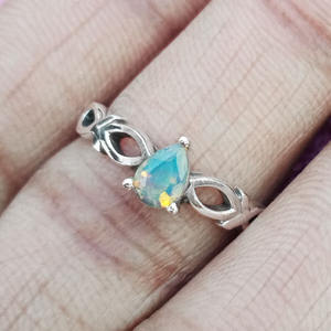 Anillo de piedras preciosas de ópalo de fuego de Plata de Ley 925 hecho a mano indio, ajuste de bisel de joyería de plata fina hecho a medida para mujeres/a granel - Product Image 2