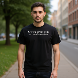 ¿Somos ya excelentes? Camiseta con cita divertida - Product Image 3