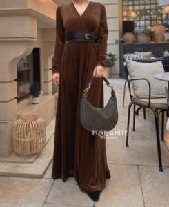 Bolso de Hombro Curvo de Cuero Genuino y Gamuza Hecho a Mano en Italia con Correa Ajustable - Product Image 6