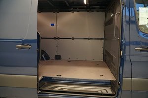 รถตู้บรรทุกเมอร์เซเดส-เบนซ์ สปรินเตอร์ ปี 2024 รุ่น 144 WB RWD 2500 เครื่องยนต์ดีเซล 2.0 ลิตร 4 สูบ (211 แรงม้า HO) ยูโร 6 เกียร์อัตโนมัติ 9G-TRONIC - Product Image 6