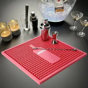 Customized Privatel Label Whiskey Bar Runner Drip Non-Slip Silicone Counter Mat