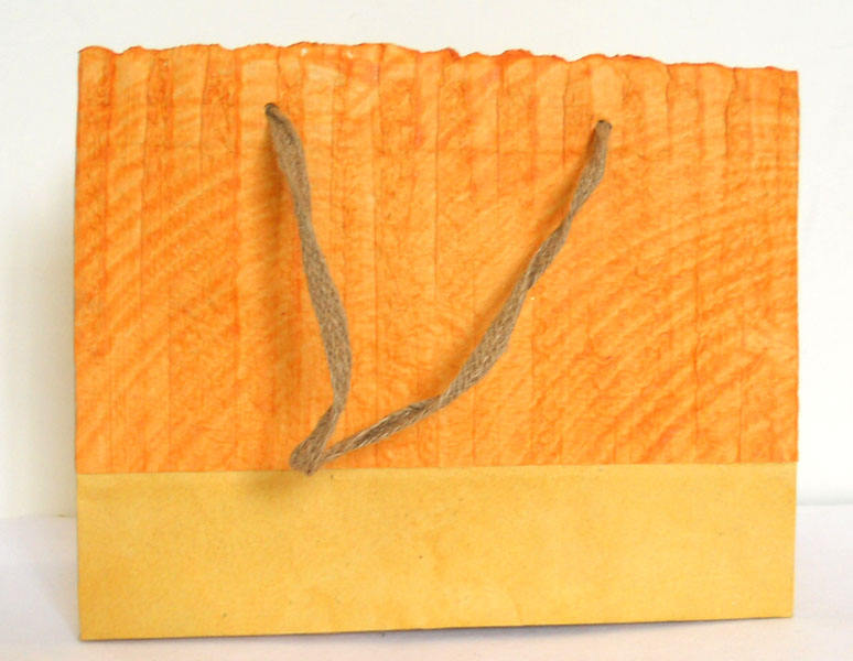 สีเหลือง