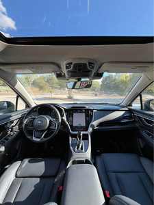 Pre-owned Clean 2024 Subar-u outback Limited Wago-n 4D - Product Image 3