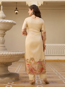 Hot Verkopende Zijden Kurti Met Bijpassende Dupatta En Palazzo Voor Een Elegante Look Verkrijgbaar Tegen Groothandelsprijzen Van India