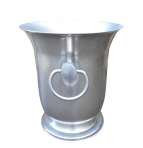 Customizable Metal Vintage Champagne Bucket Or Wine Cooler For Indoor Or Outdoor Parties - Product Image 6