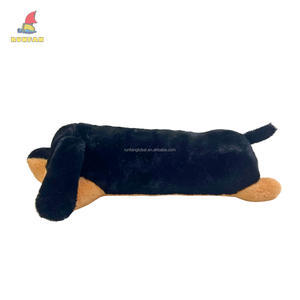 Coussin en peluche Teckel ultra confortable - Idéal pour câliner, faire la sieste et ajouter du charme à n'importe quelle pièce - Product Image 3