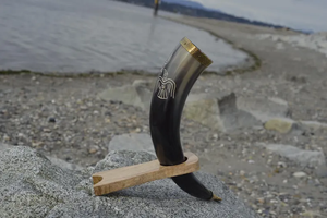 Corne de buffle Corne à boire jaunâtre Tasse Viking Corne à boire Viking par l'artisanat en croissant - Product Image 6